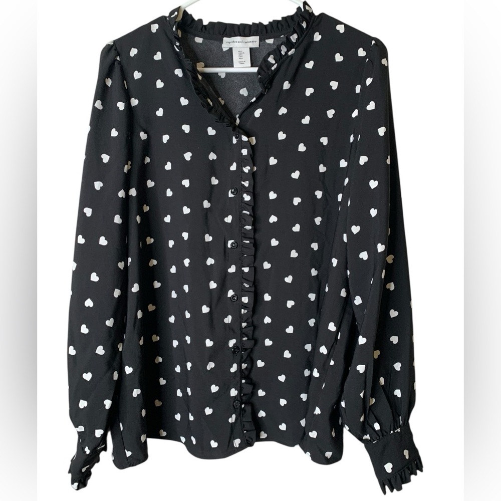Cupcakes And Cashmere Heart‎ Long Sleeve Button Top Size L Love Feminine Dainty